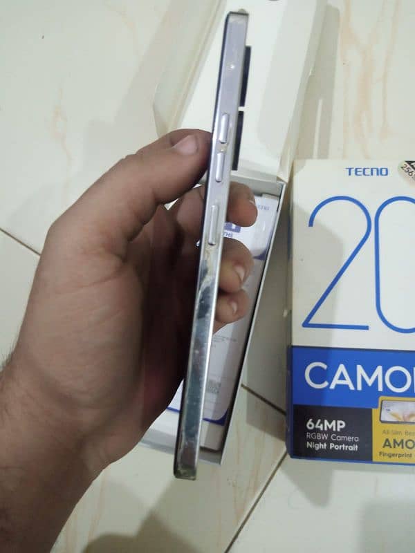 Tecno Comon 20 4