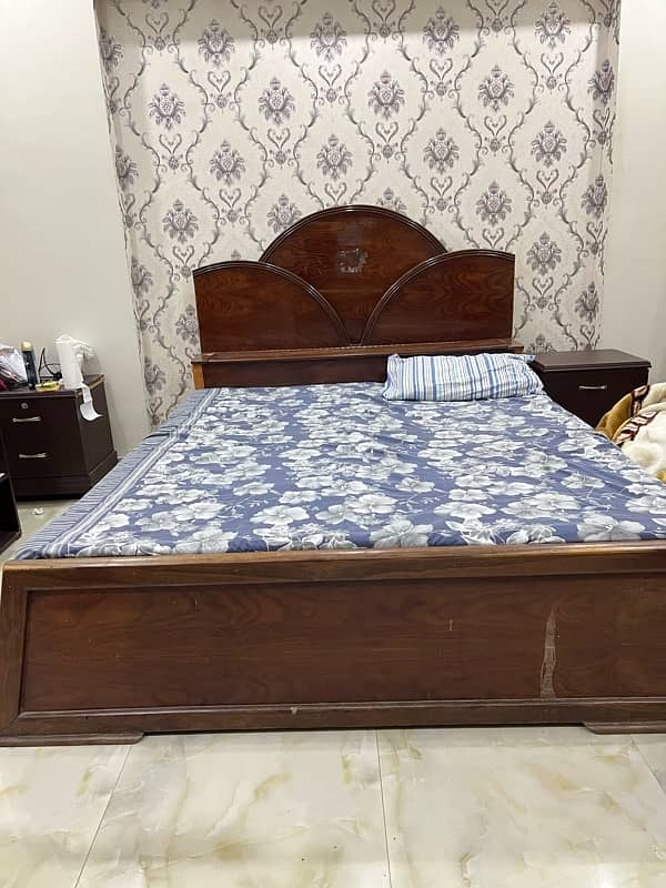 Bed and Sofa set For Sale 0