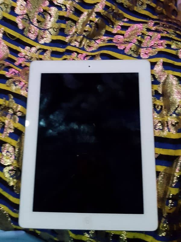 ipad 16 gb 10/10 condition 0