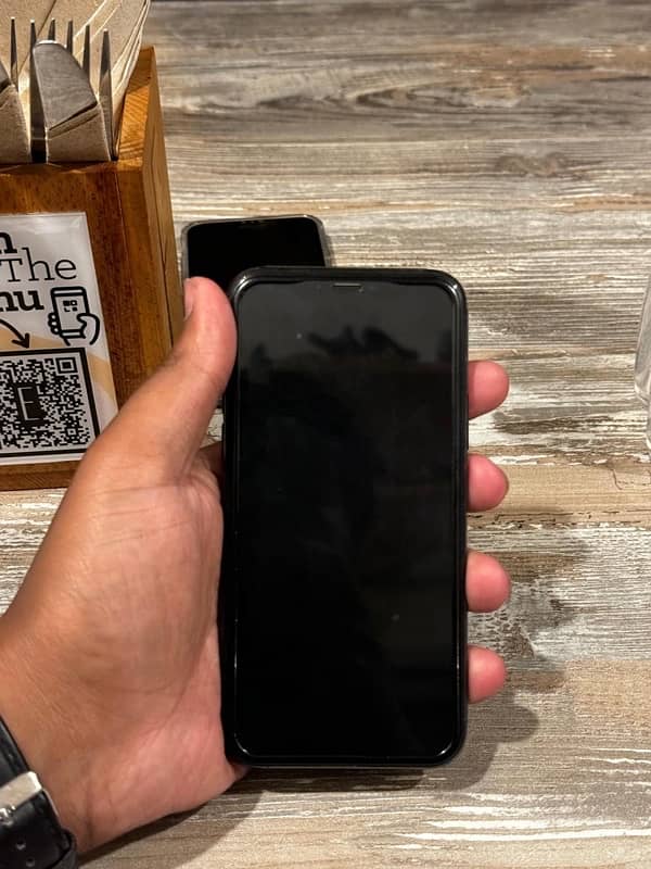 Iphone 11 Pro PTA Approved 2