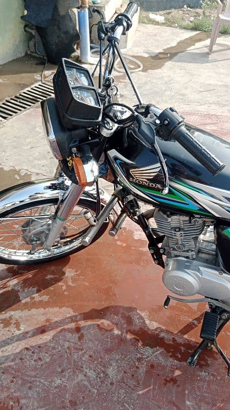 Honda 125 lush condition 2