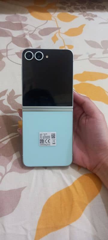 New samsung Z flip6 for sale 2