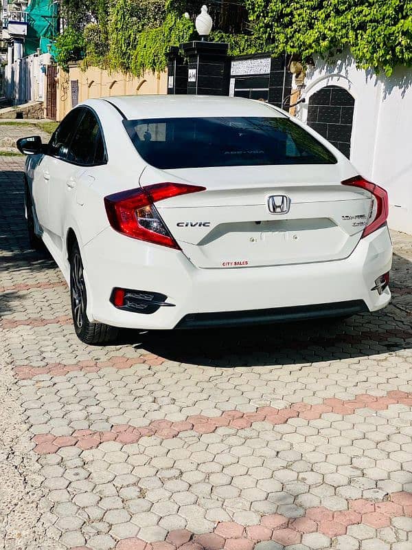 Honda Civic Oriel 2017 3