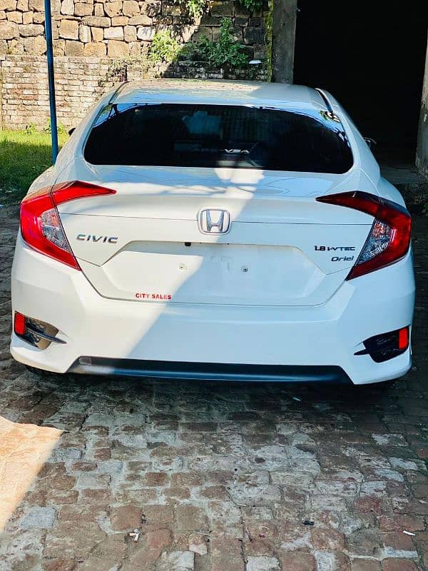 Honda Civic Oriel 2017 5