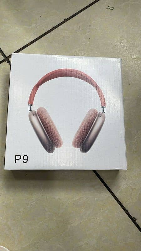 P9 headphones 1