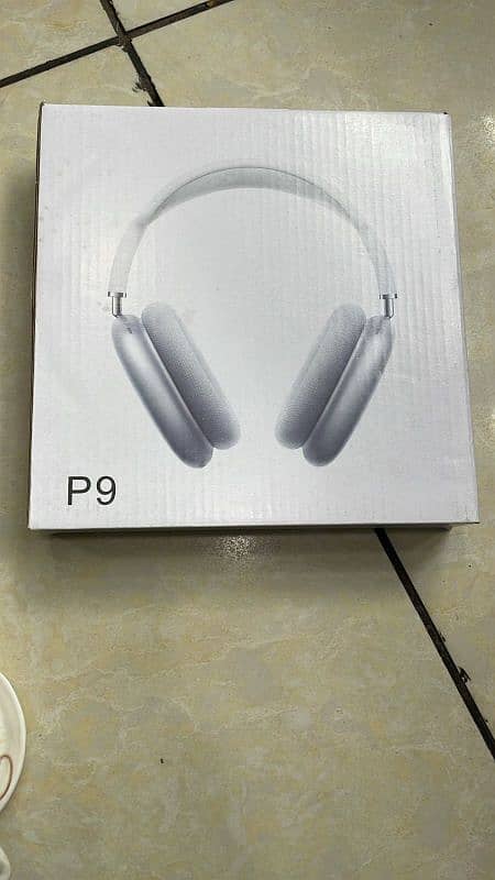 P9 headphones 2