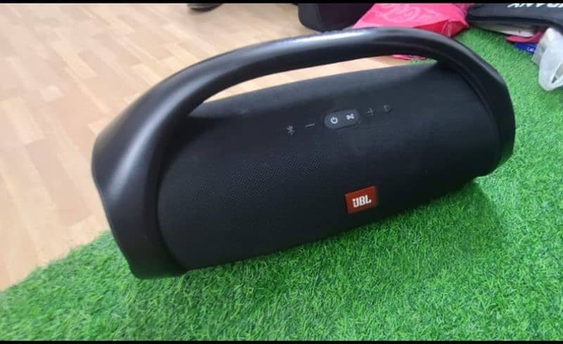 JBL boombox avilable for sale 0