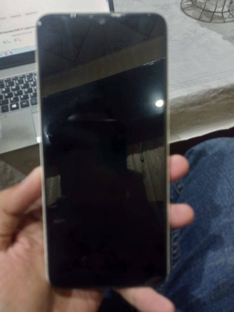 Infinix Smart 7  4+3/64 Mobile for Urgent Sale 1