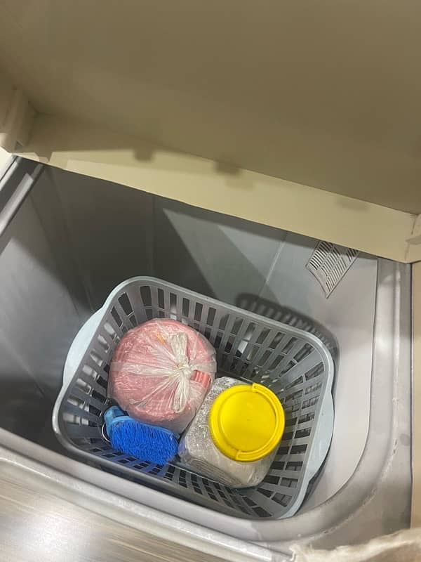 washing machine in good condition 1