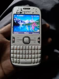 Nokia 302