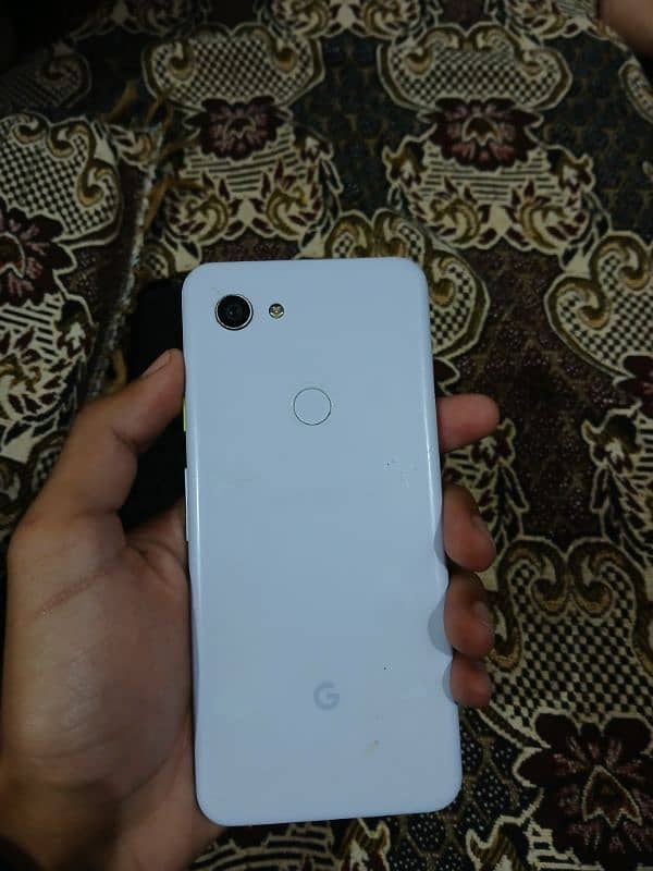 Google Pixel 3a 1