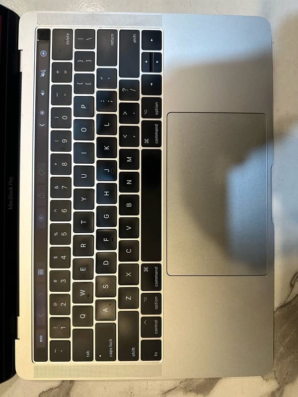 Apple MacBook Pro 2017. . 16gb/Macbook For sale 2