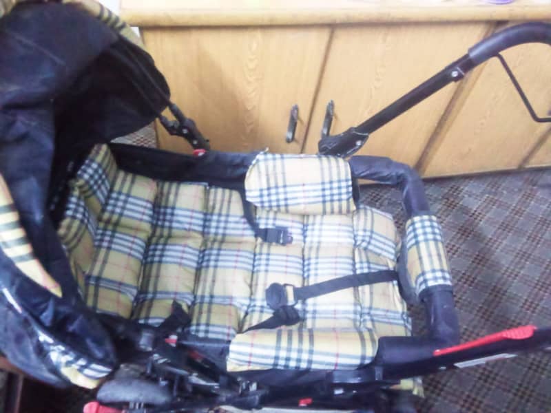 Kids Stroller - Slightly used 6