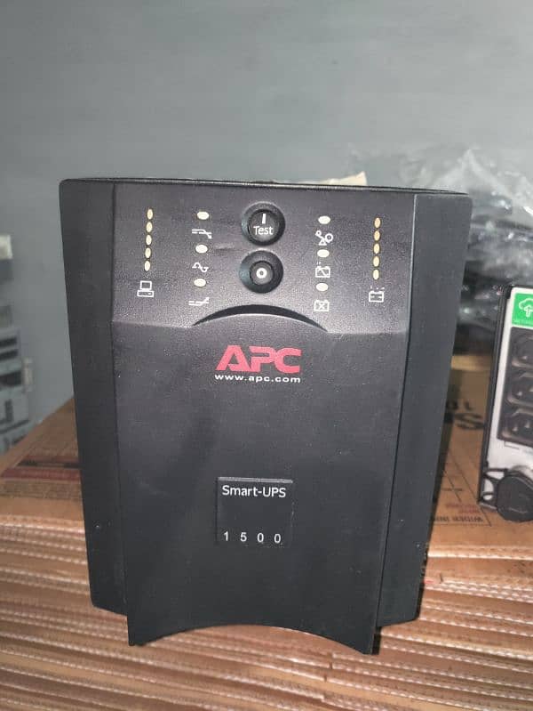 Brand : APC       Model:SMT750ic 0