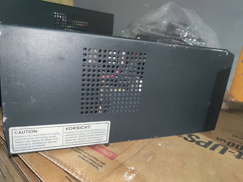 Brand : APC       Model:SMT750ic 2