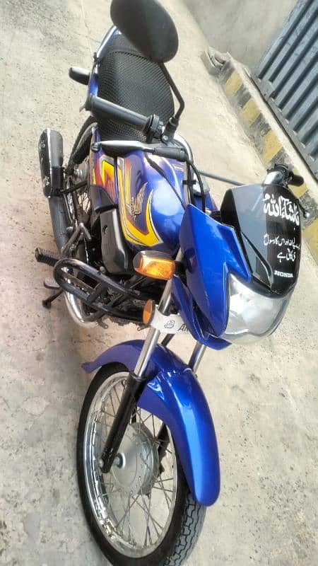 Honda pridor 100cc 3