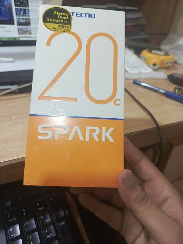 Tecno spark 20c 4/128 gb 7