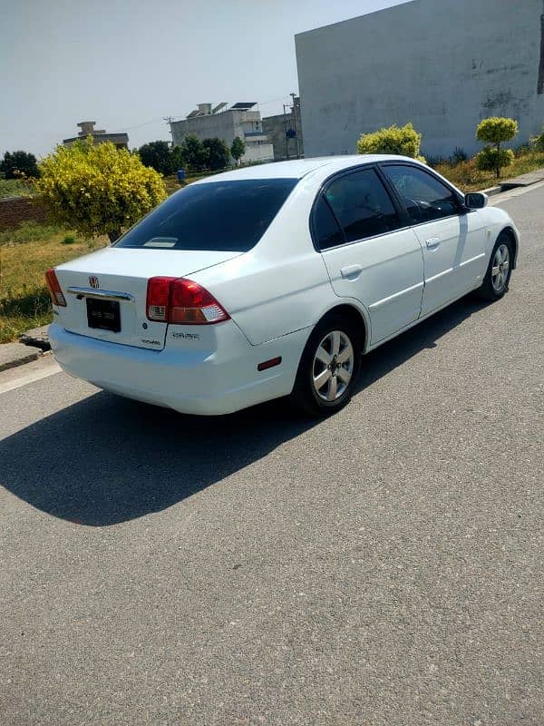 Honda Civic EXi 2004 4