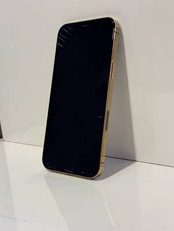I phone 12 pro max With box 128gb gold addition 5