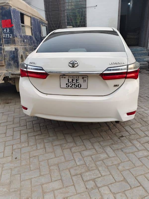 Toyota Corolla GLI 2019 1