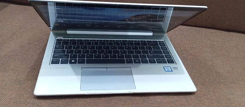 HP Elite Book 840 G5 5