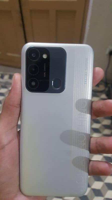 TECNO SPARK 8C 10/10 CONDITION 4/64 STORAGE 5