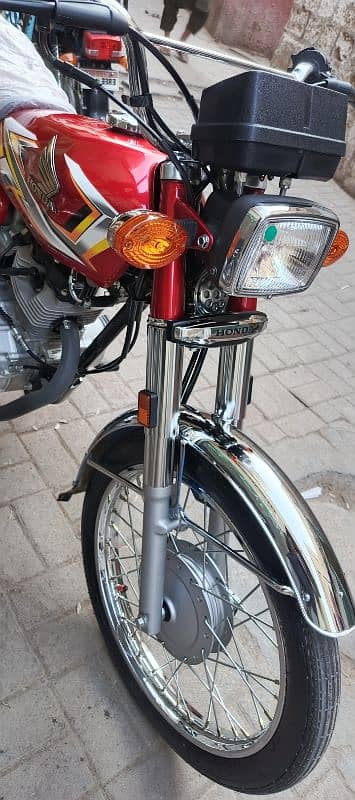 Honda CG 125 2025 model 4