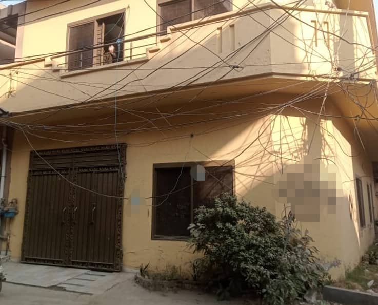 Corner House Of 5 Marla For sale In Marghzar Officers Colony 1