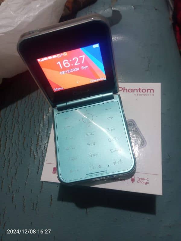 new condition 4 sim mobile 0