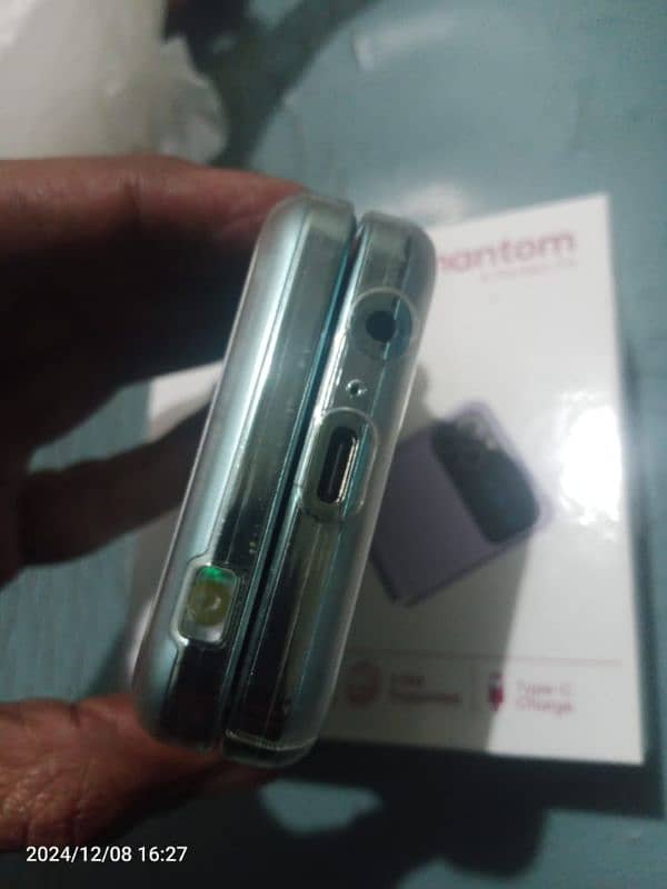 new condition 4 sim mobile 4