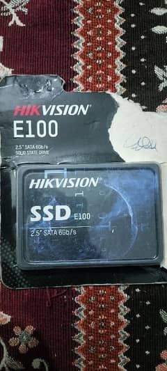 Hikvision 512ssd sale in good price.