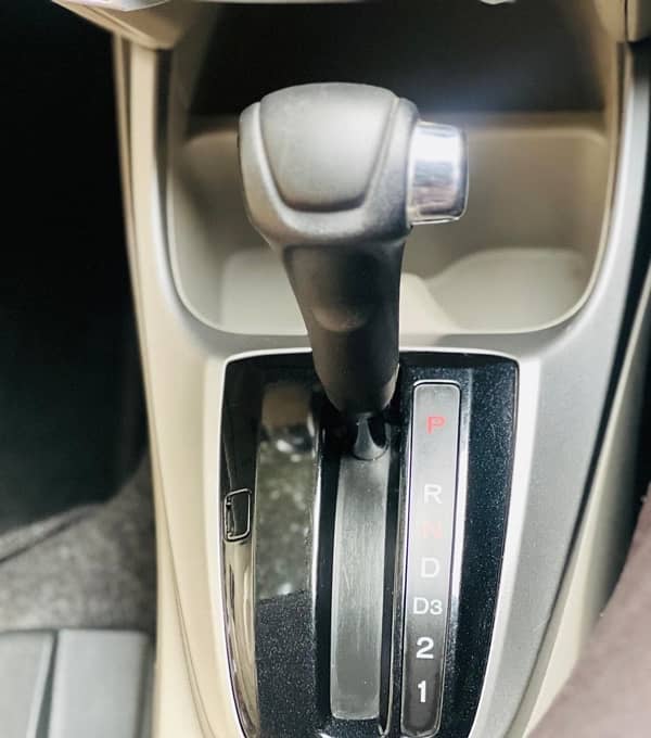 Honda City IVTEC 2018 11