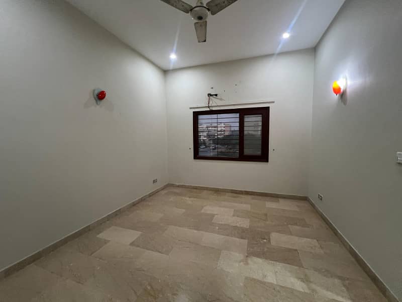 UPPER PORTION FOR RENT IN PRIME LOCATION OF PHASE 8 13