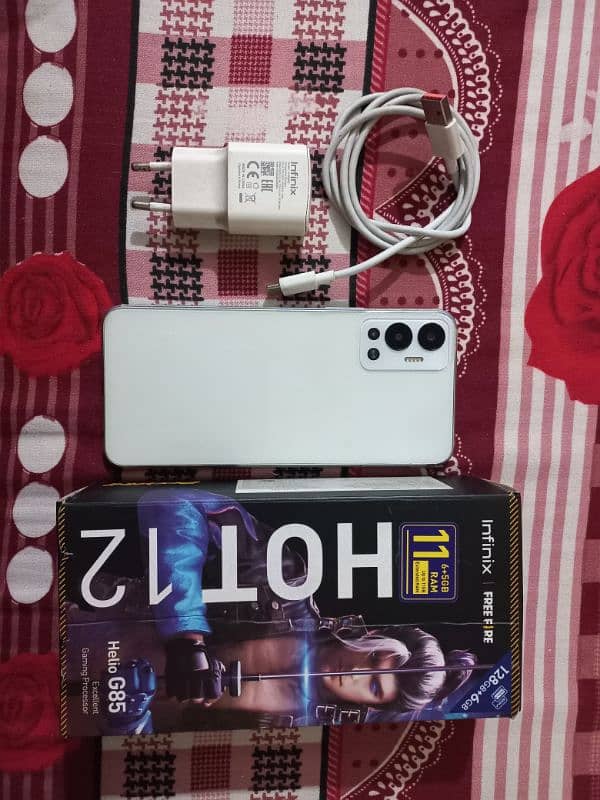 Infinix Hot 12 , 6/128GB 4