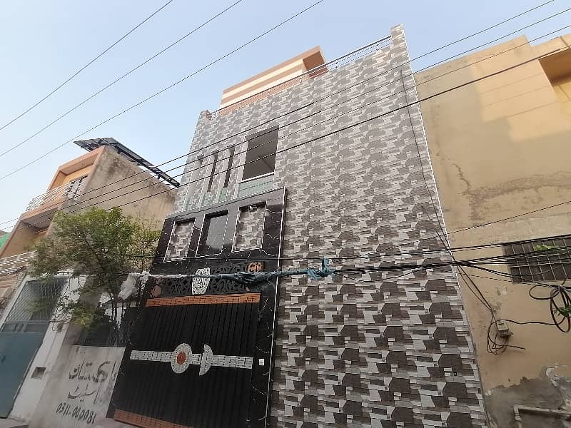 Brand New 5 Marla House Available In Awan Town For sale 6