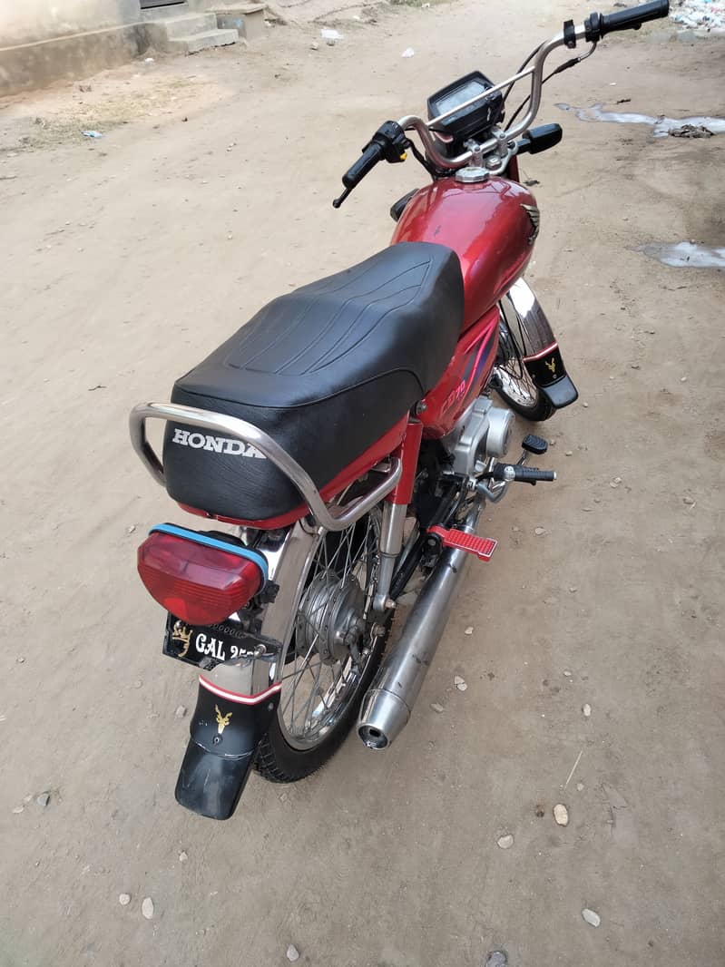 Honda CD 70 2016 1