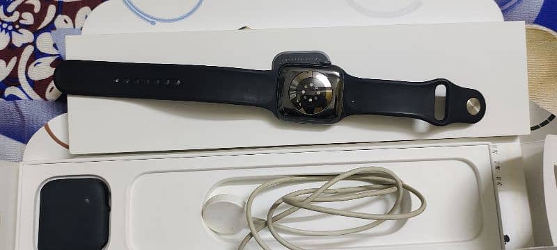 iWatch Series 6 44mm Space Gray 3