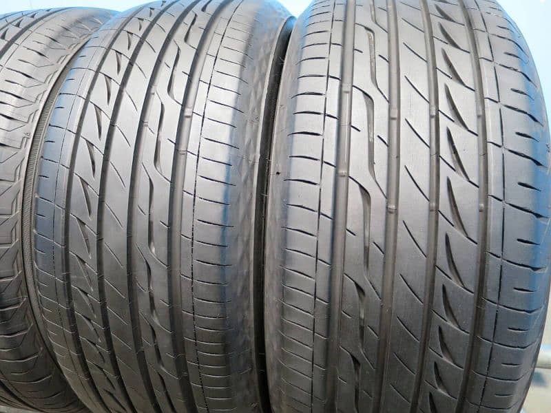 4tyres set 235/50/R/18 Bridgestone Regno just like Brand new condition 5