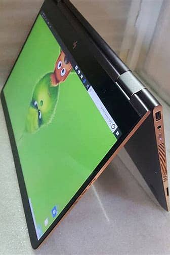 HP spectre x360 Core i7 7th gen 1