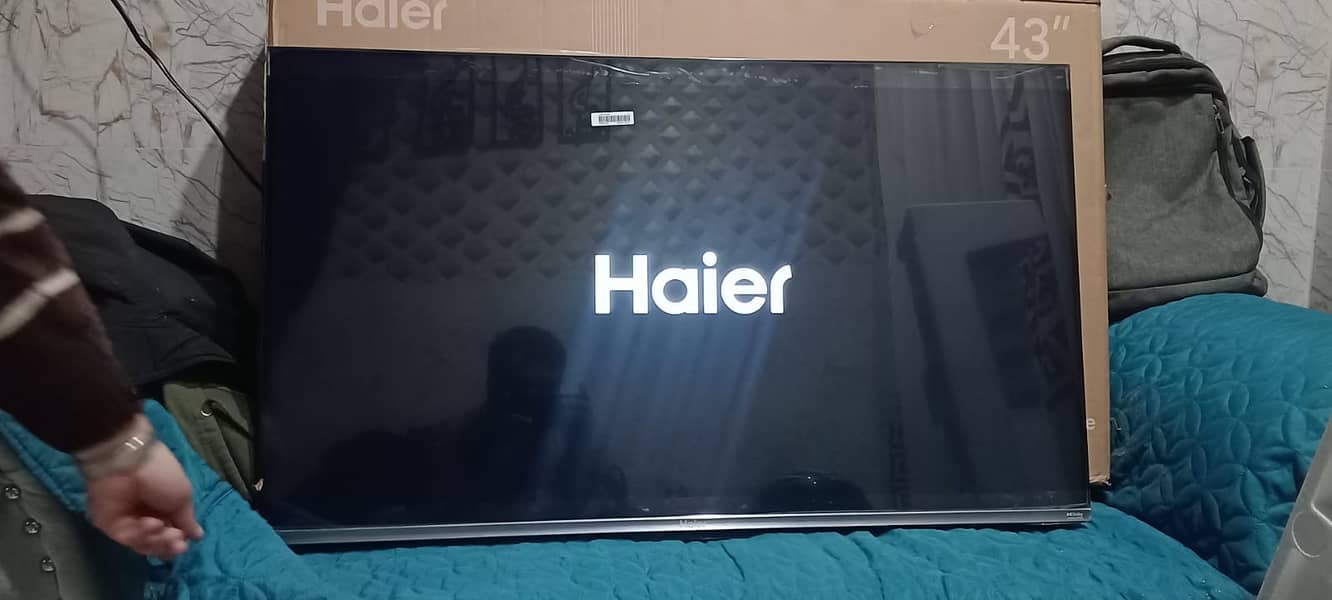 Haier P7 Series H43P7UX-43" HQLED-4K UHD Google Tv 4