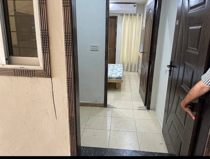 Fully Furnished Flat For Rent Near Emporium Mall Johar Town 2