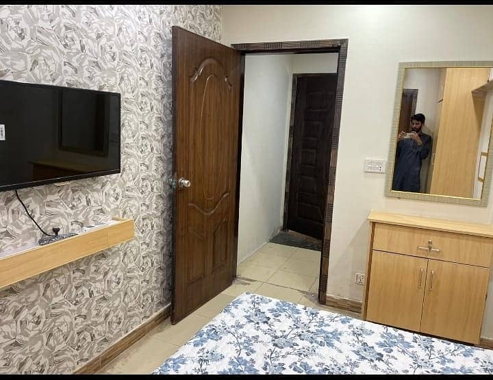 Fully Furnished Flat For Rent Near Emporium Mall Johar Town 9