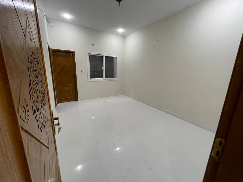 3 bed room upper portion with Roof near sharah e qaideen 4