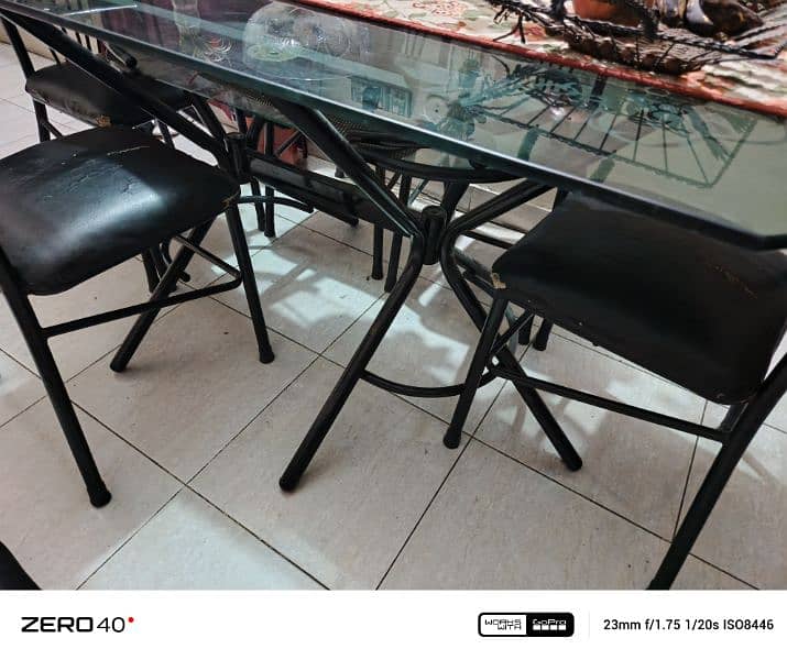 dining table road Irene urgently sale 4