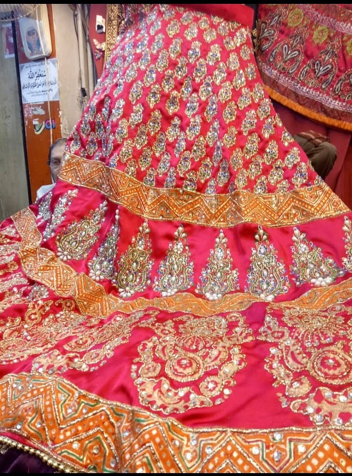 Mehndi lehnga (condition is 9/10) 0