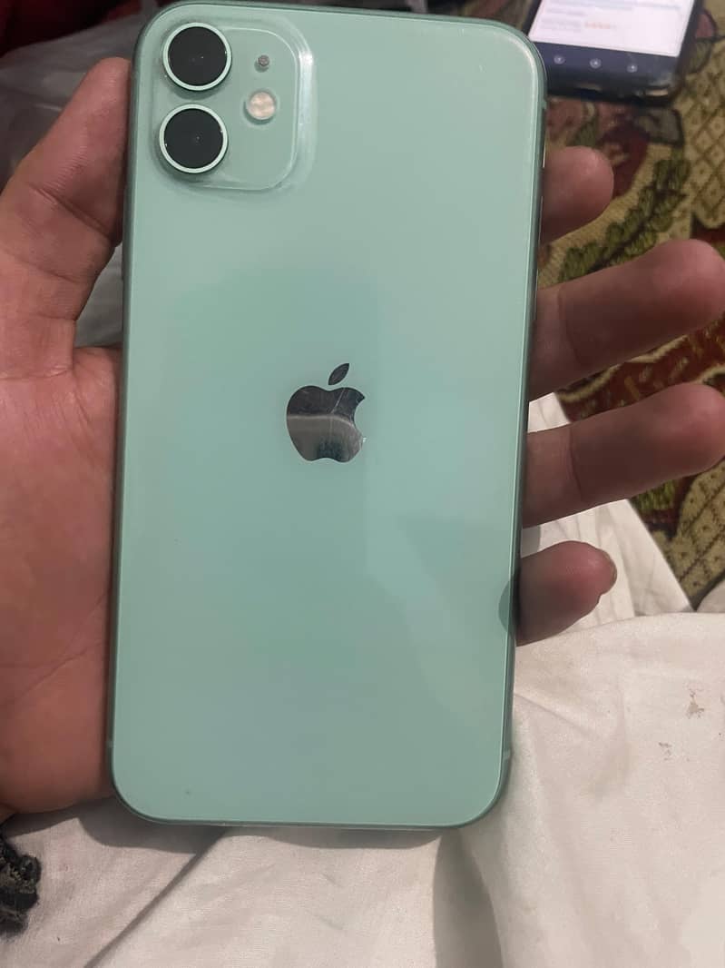 Apple iPhone 11 3