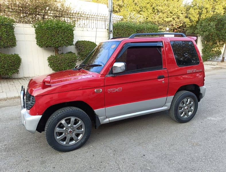 Mitsubishi Mini Pajero 1996 / 2006 automatic 1100cc 4