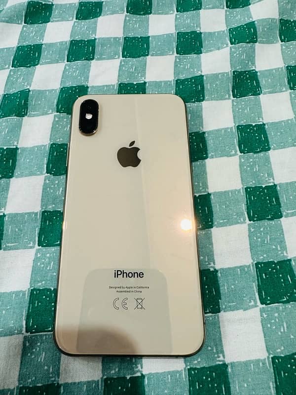 iPhone XS 10/10 condition Waterpack Gold! 2