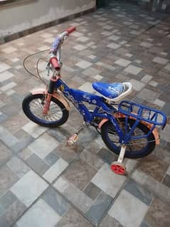 kids cycle available for sell