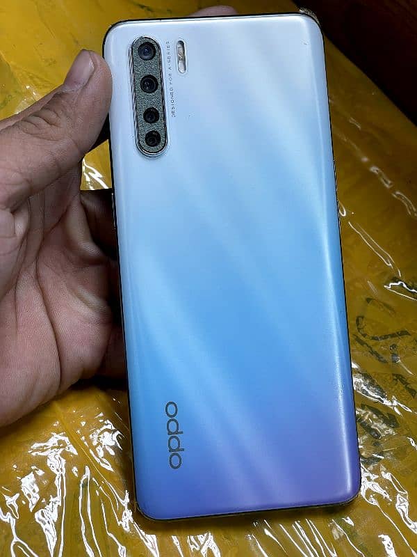 Oppo F15 0